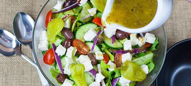 Соус для грецького салату з гірчицею