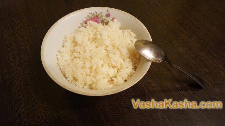 Рисова каша   , Зварена на воді, вважається дуже легким і дієтичним блюдом