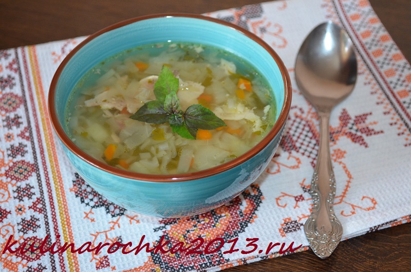 Щи - одна з різновидів многокомпонентного супу з заправкою, відноситься до національного російського гарячої страви
